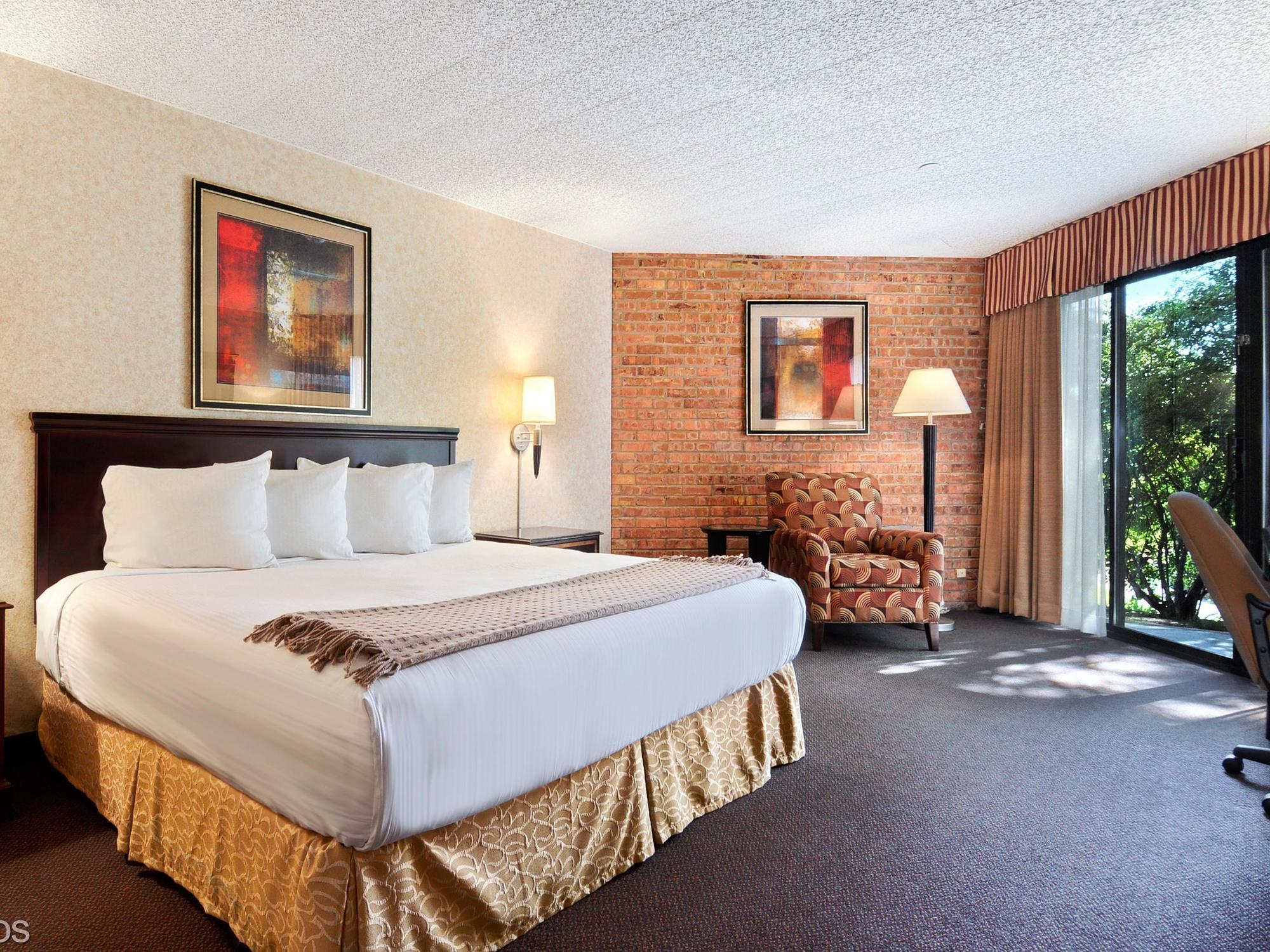 Clock Tower Resort And Conference Center - ร็อคฟอร์ด ภายนอก รูปภาพ